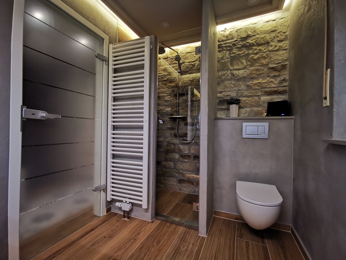 MARTE 49 - 10-25x10-20x2-4 CM COIN